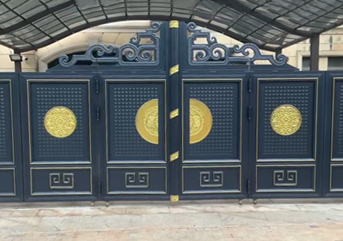 別墅大門工程現(xiàn)場實拍